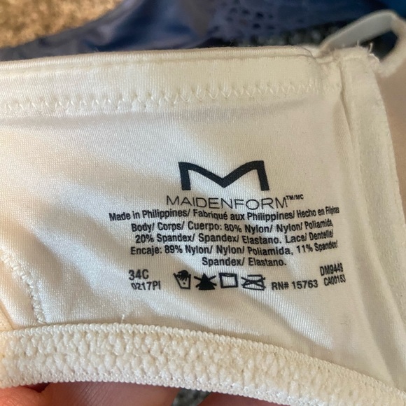 34C bra lot- these are push up bras in excellent condition. Maybe worn 1 or 2 x - Picture 4 of 6